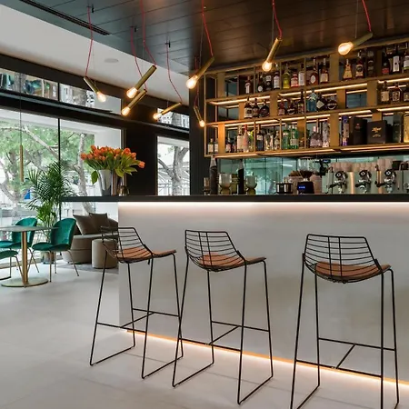 We Me Отель Риччоне