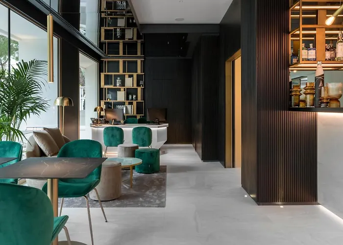 We Me Ξενοδοχείο